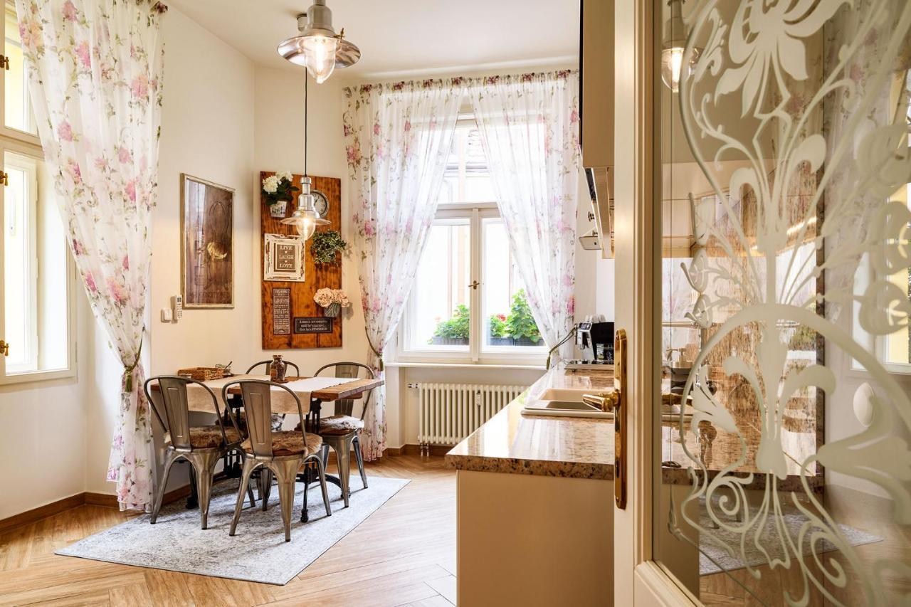Pragueone Apartment,A/C,Terrace Esterno foto