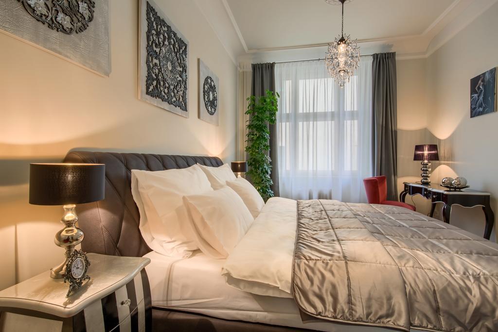 Pragueone Apartment,A/C,Terrace Esterno foto