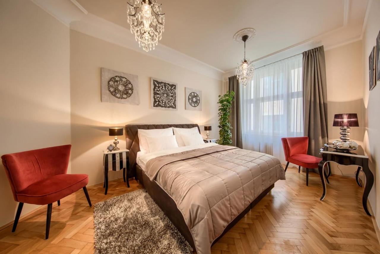 Pragueone Apartment,A/C,Terrace Esterno foto