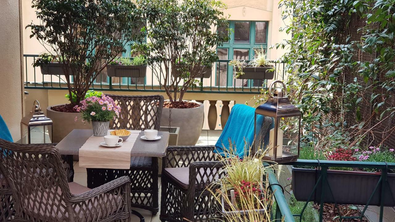 Pragueone Apartment,A/C,Terrace Esterno foto