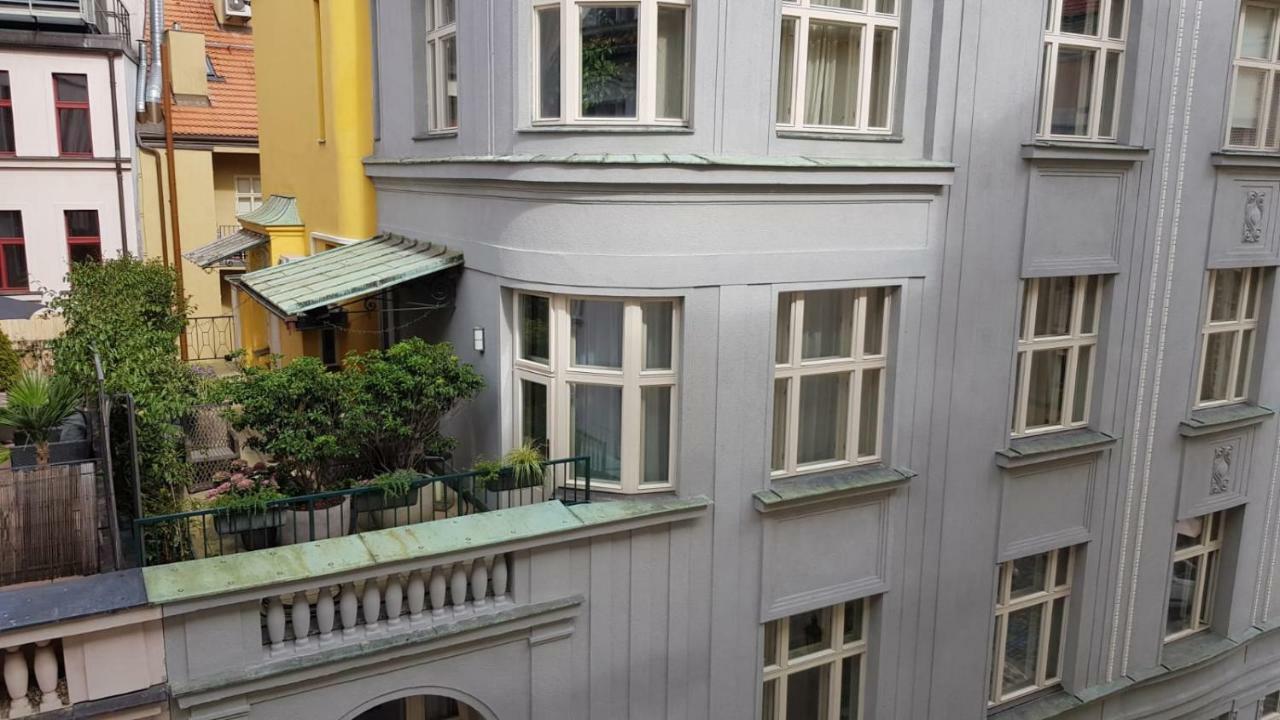 Pragueone Apartment,A/C,Terrace Esterno foto